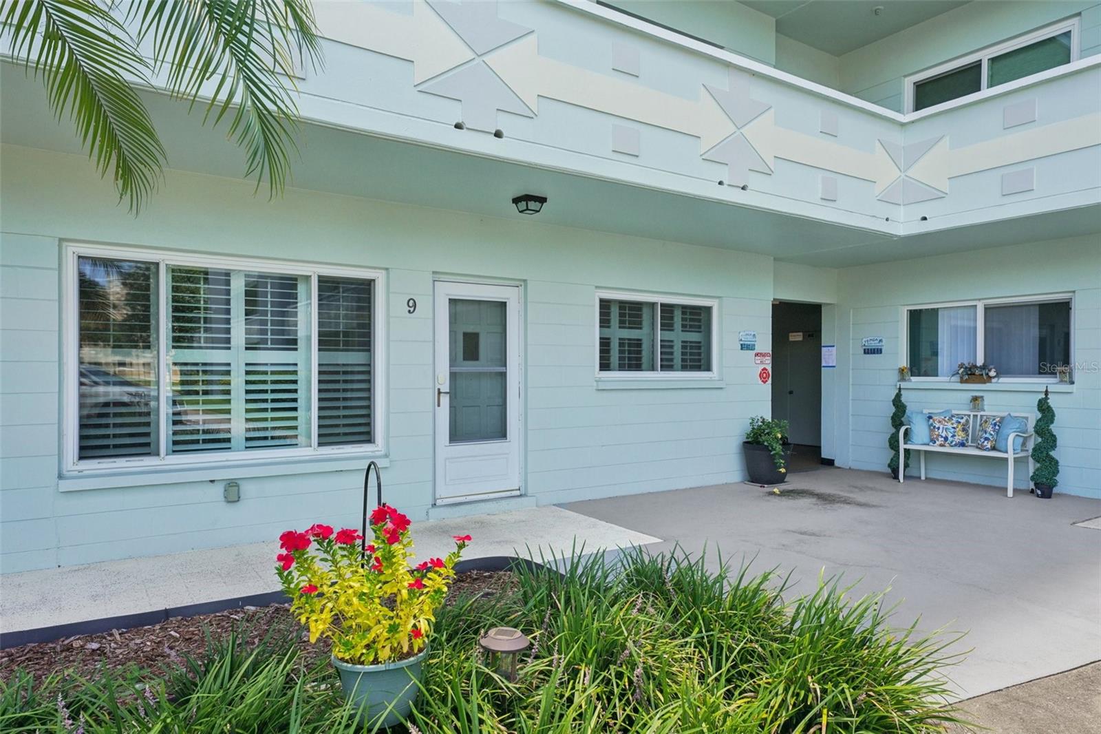 Image 2 of 48 For 2255 Philippine Drive 9