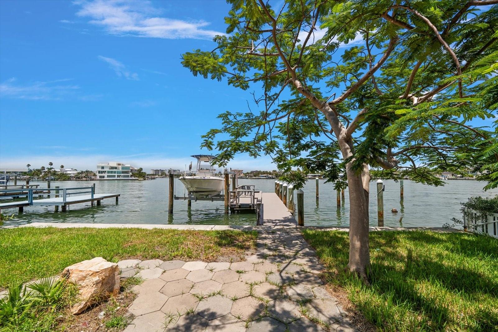 Image 14 of 50 For 8405 Bayshore Drive