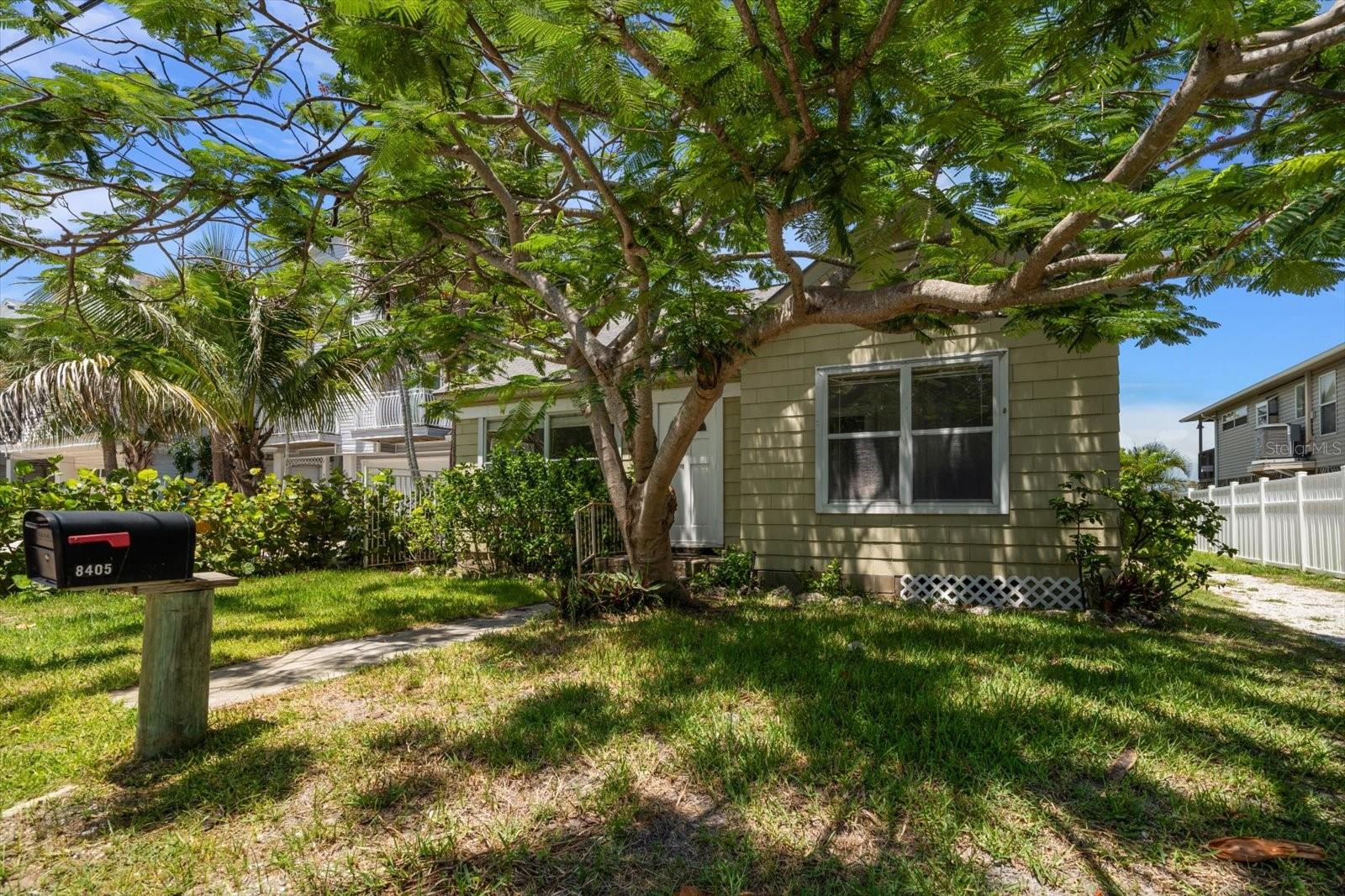 Image 2 of 50 For 8405 Bayshore Drive