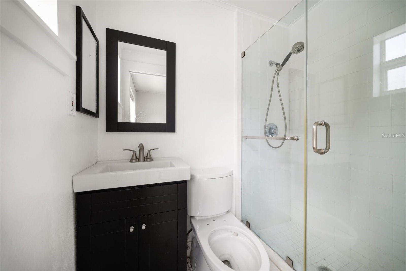 Image 23 of 50 For 8405 Bayshore Drive