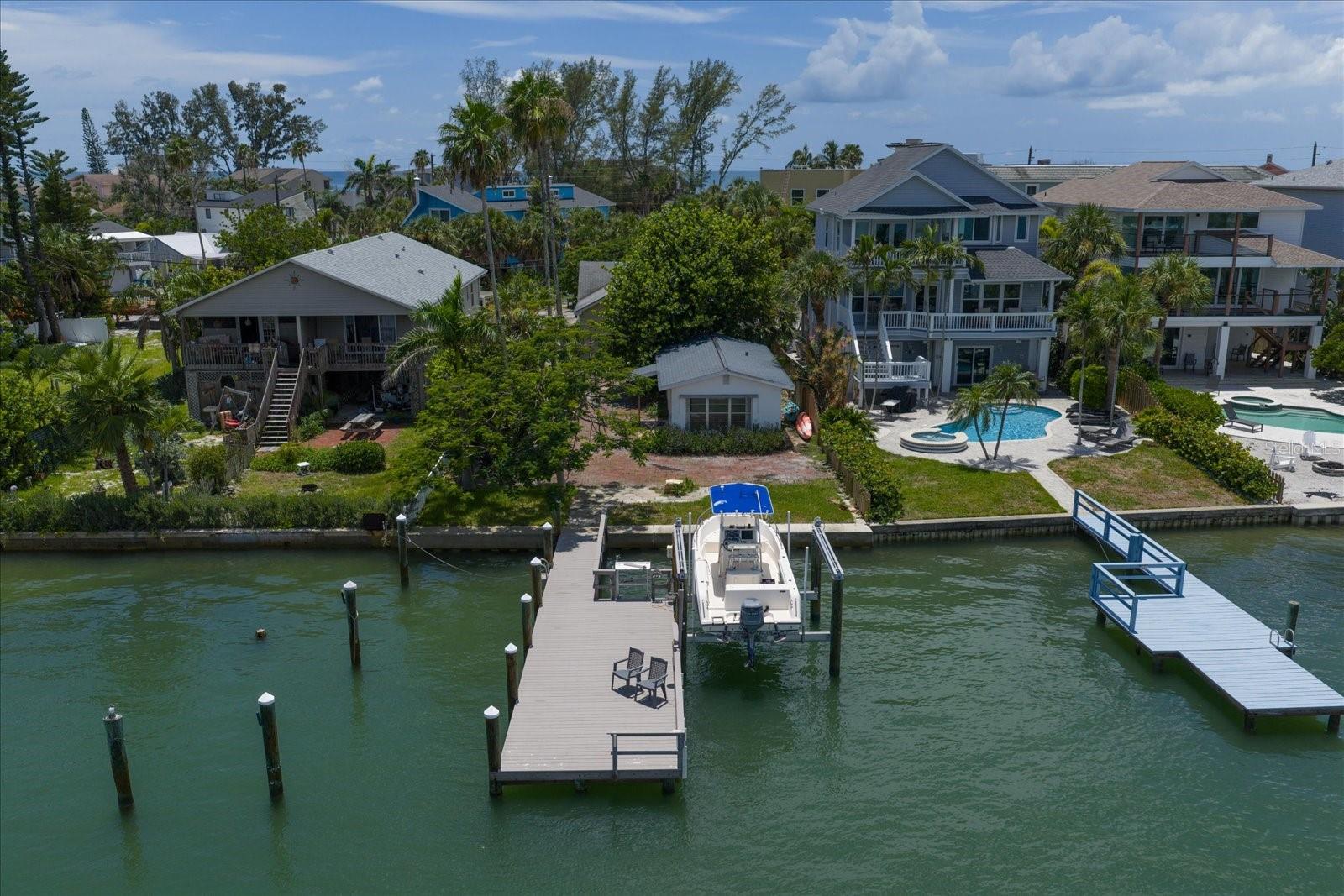 Image 8 of 50 For 8405 Bayshore Drive