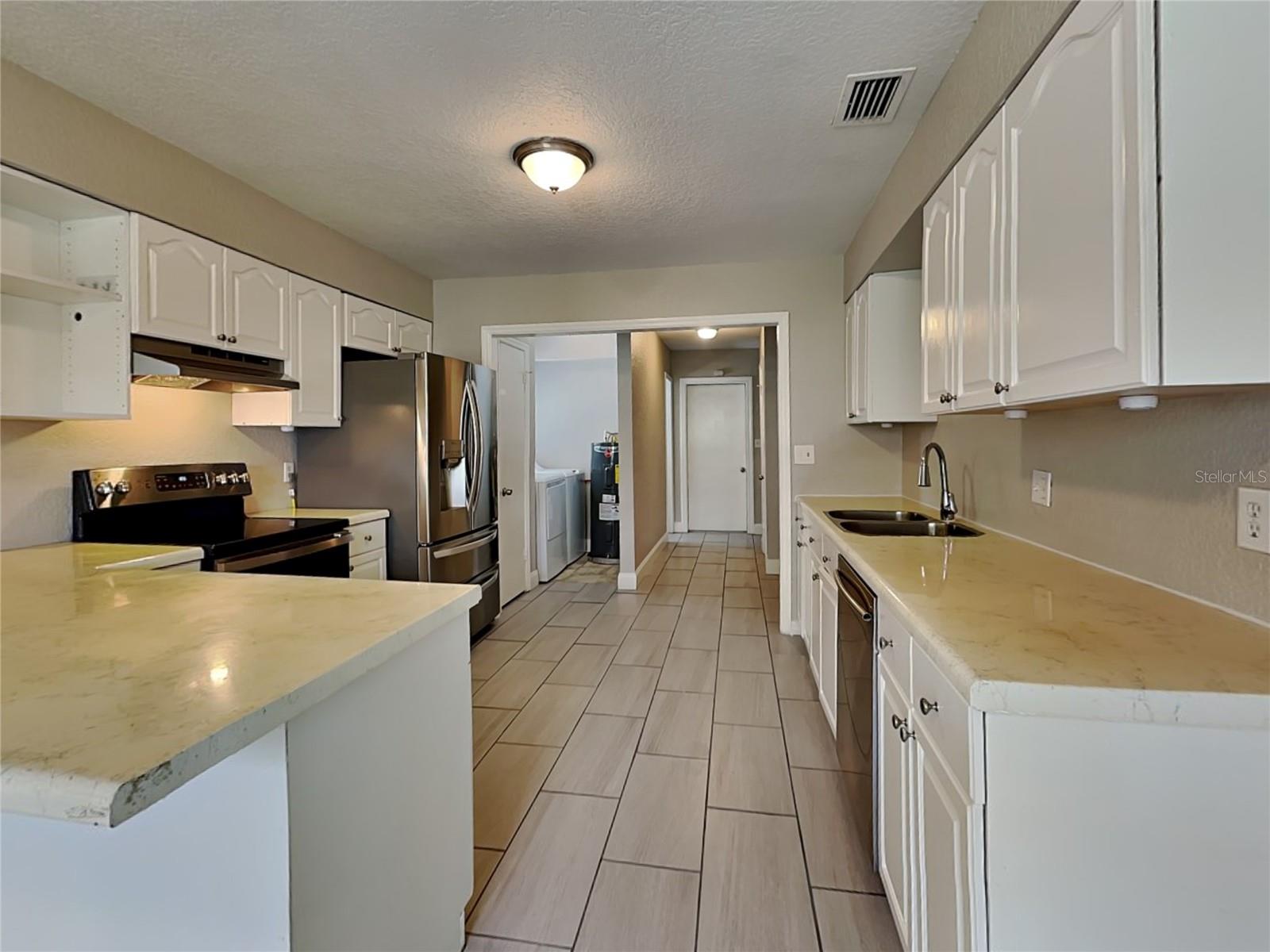 Image 5 of 15 For 1231 9th Street