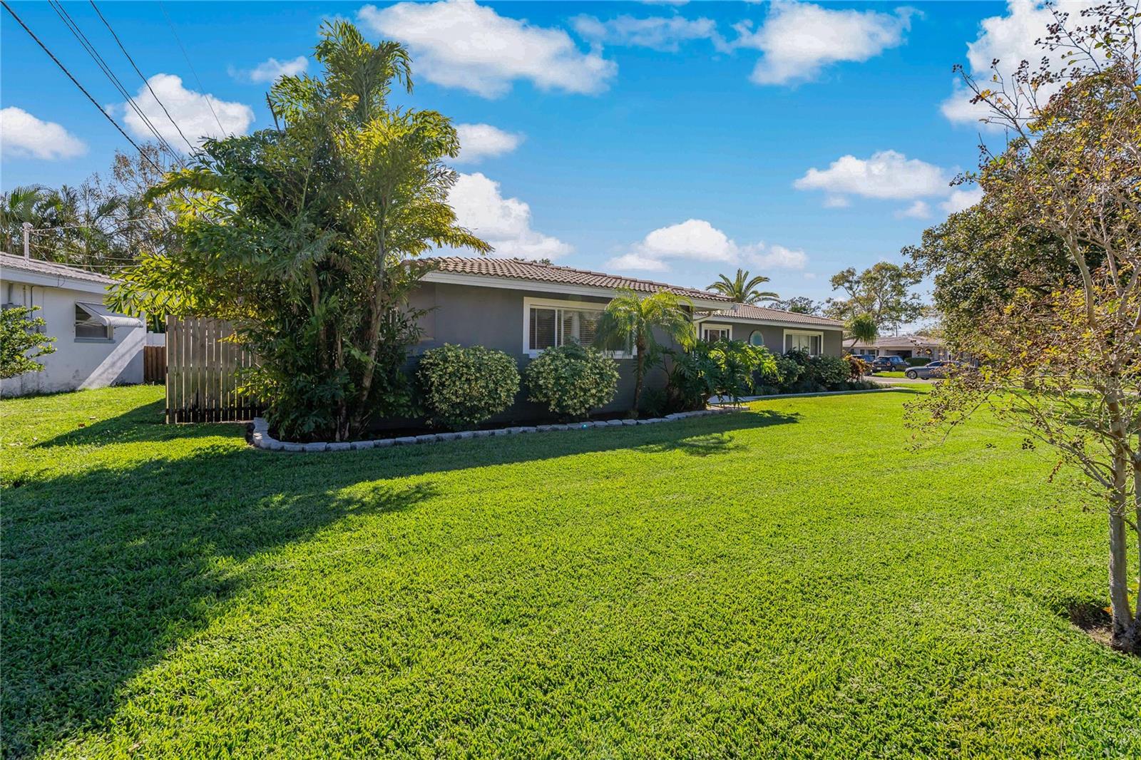 Listing photo id 33 for 1957 Temple Terrace