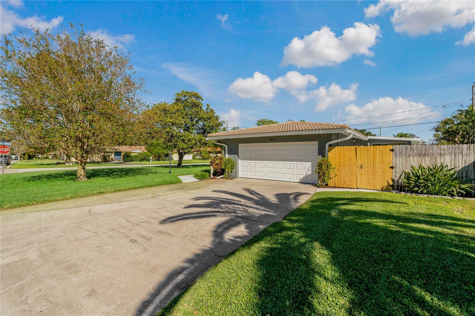 Listing photo id 36 for 1957 Temple Terrace