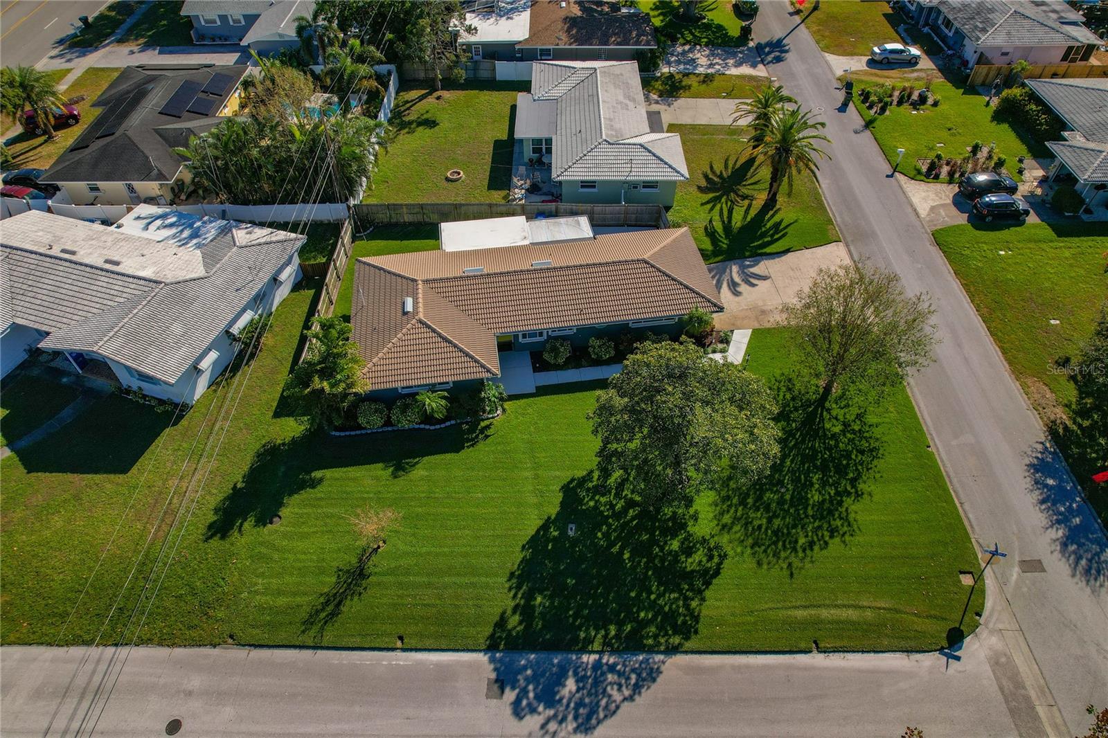 Listing photo id 2 for 1957 Temple Terrace