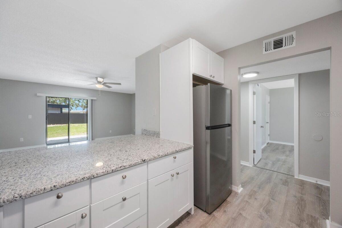 Image 4 of 12 For 500 9th Avenue S