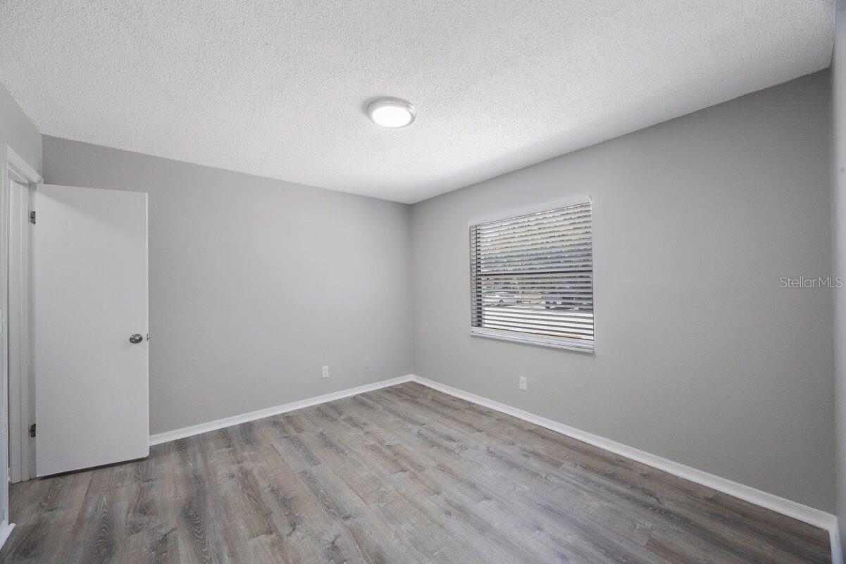 Image 8 of 12 For 500 9th Avenue S