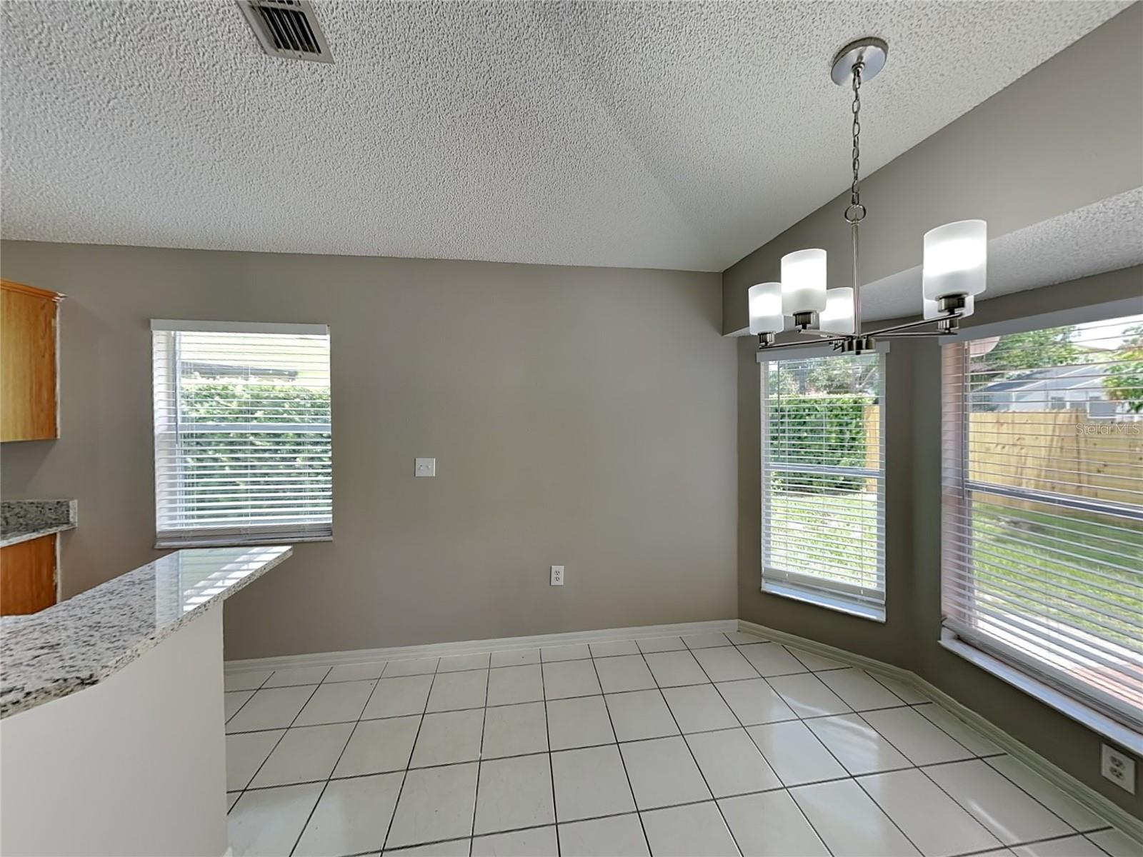 Image 4 of 15 For 3910 78th Drive E