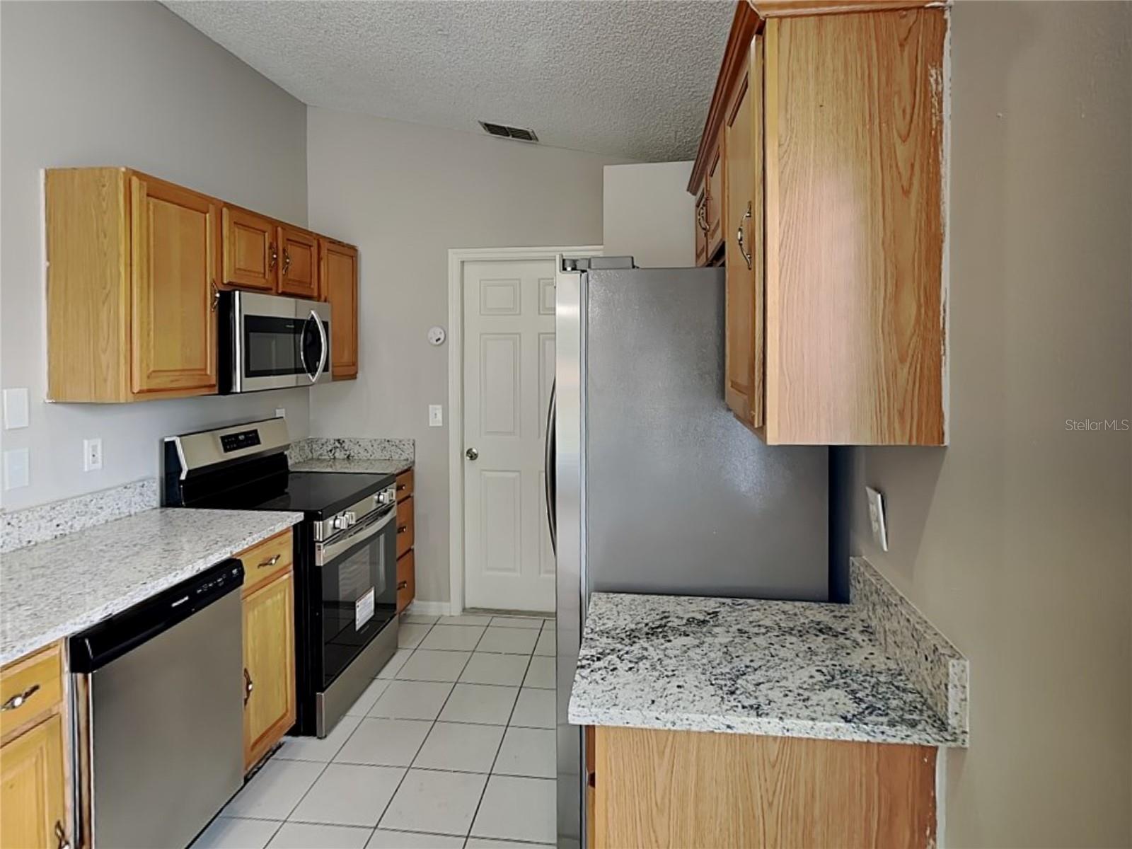 Image 5 of 15 For 3910 78th Drive E