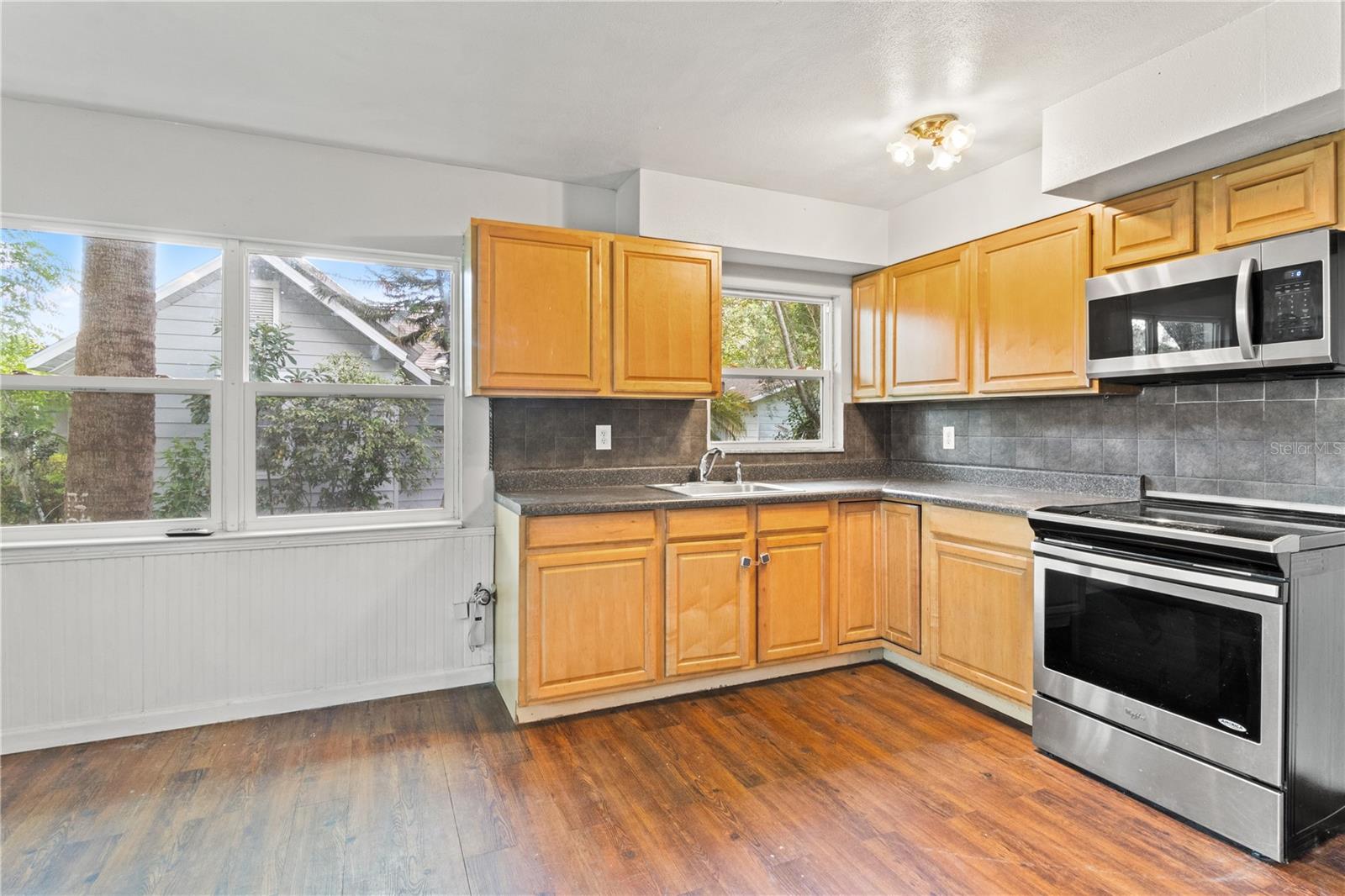 Image 4 of 17 For 5209 9th Street