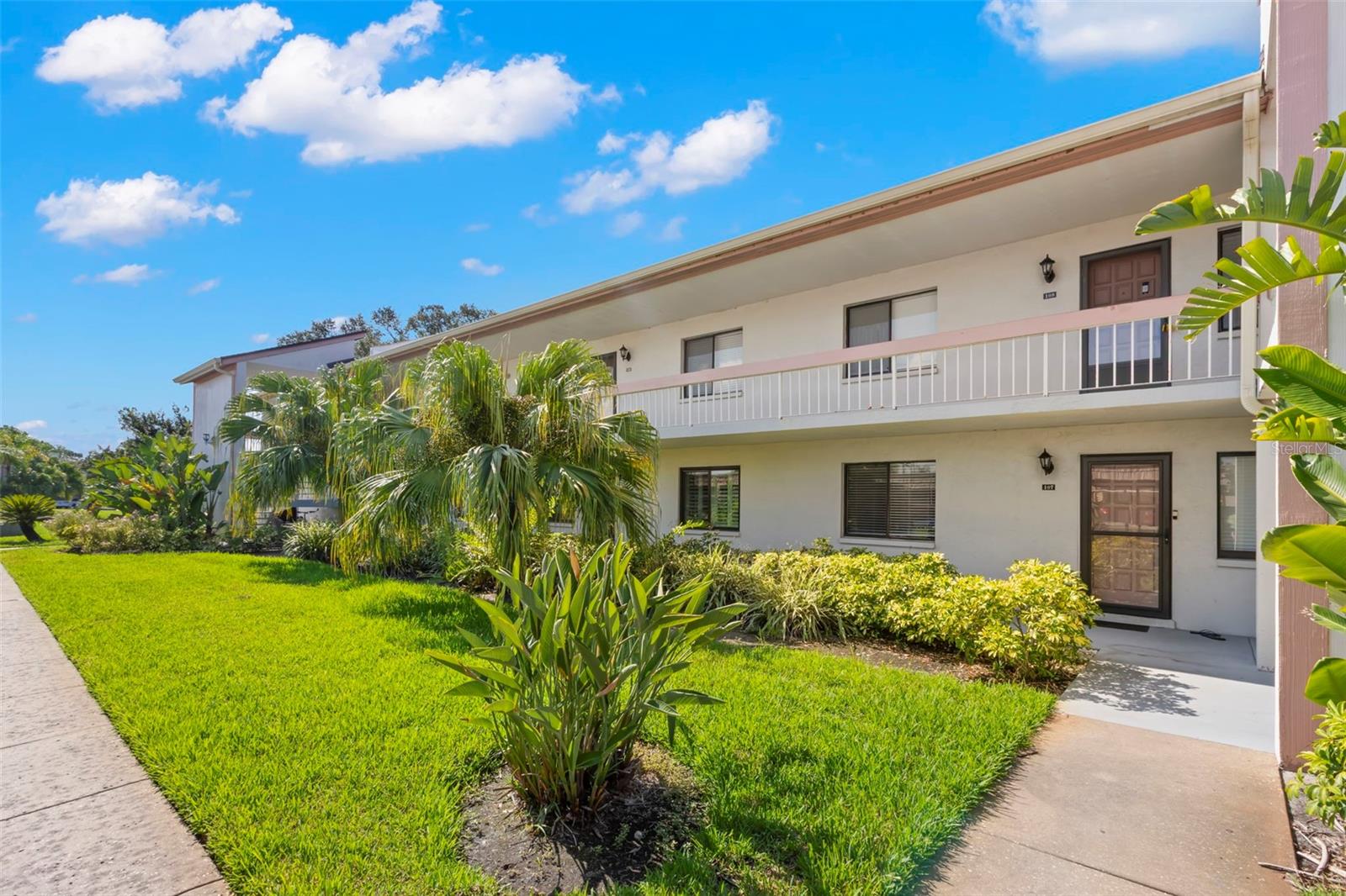 Details for 106 Lakeview Place 106, OLDSMAR, FL 34677