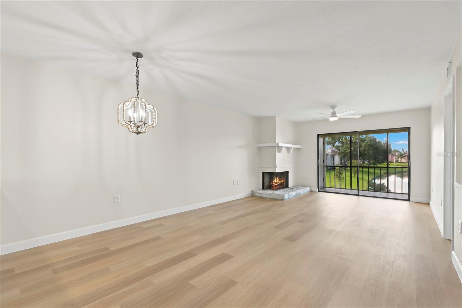 Image 11 of 56 For 106 Lakeview Place 106