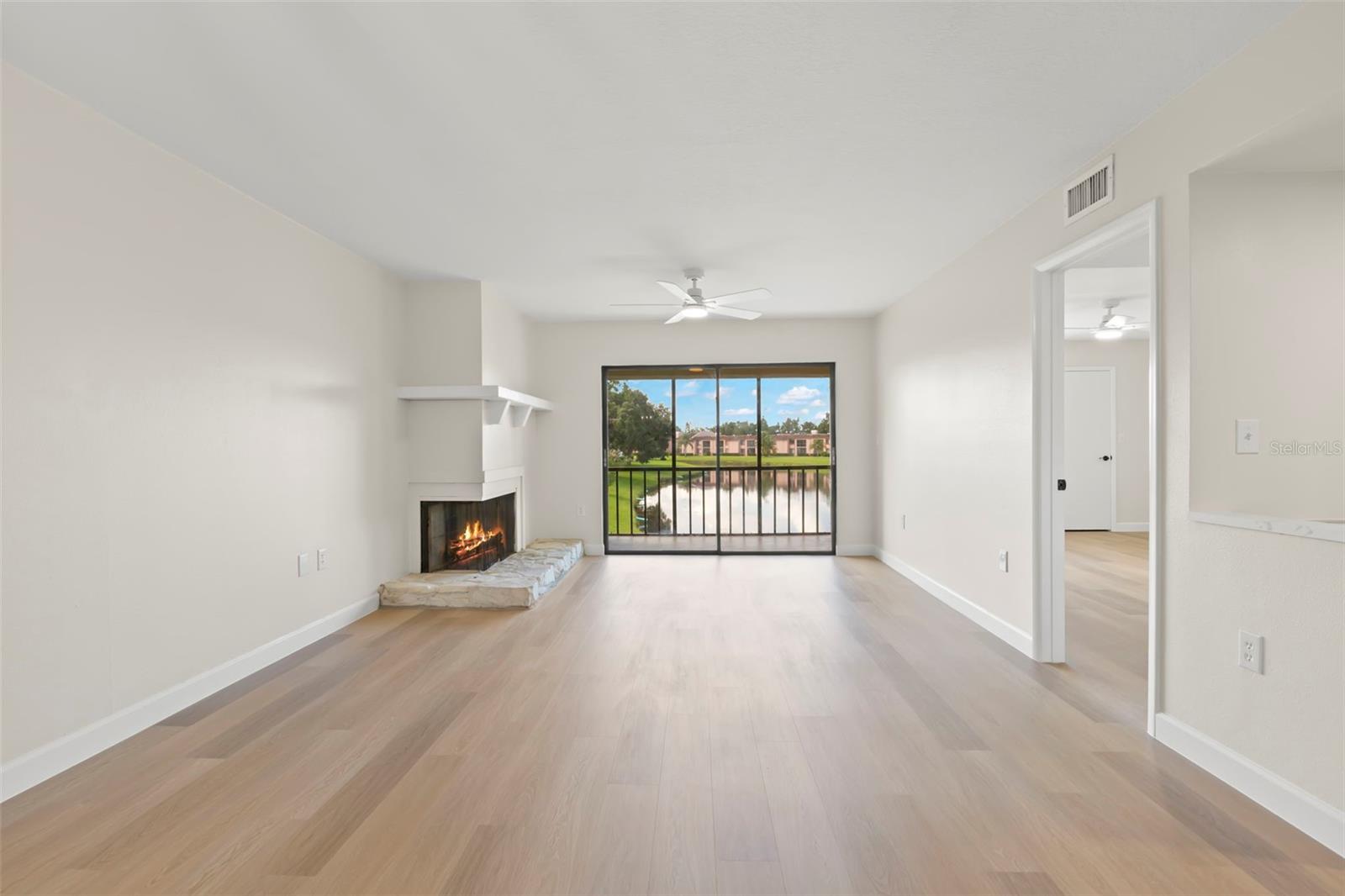Image 13 of 56 For 106 Lakeview Place 106