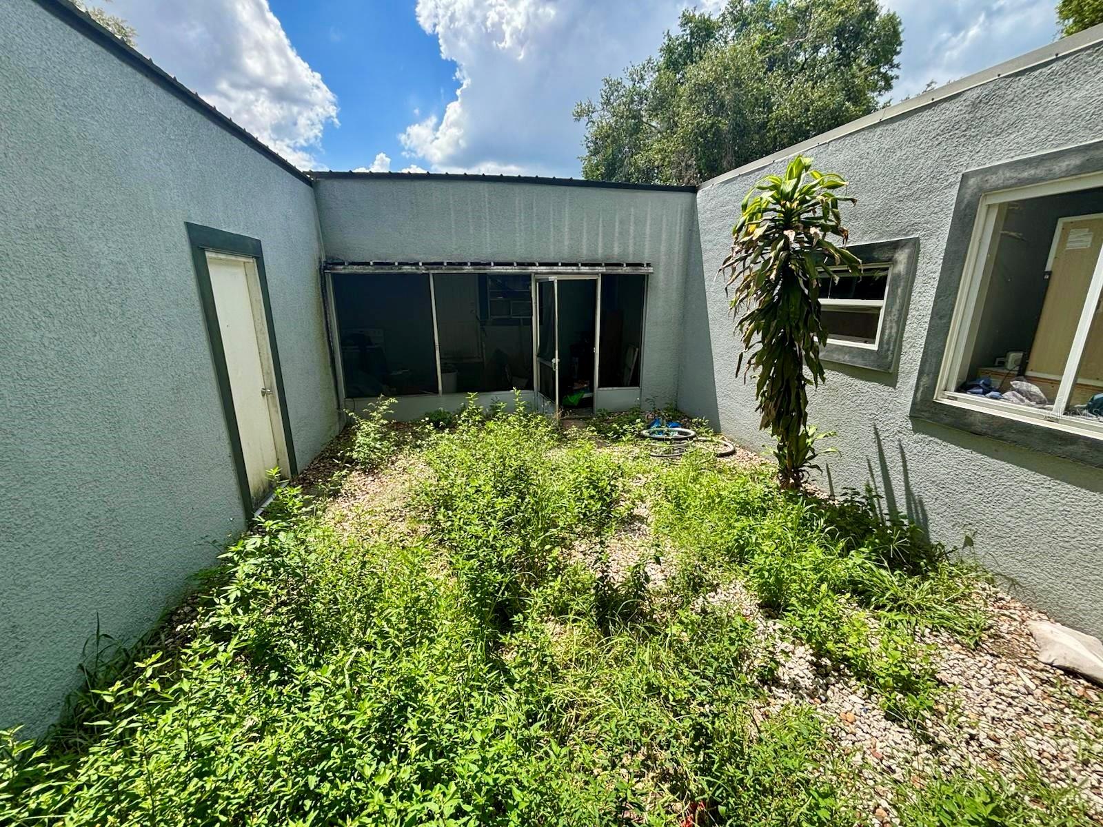Image 8 of 10 For 691 Winter Park Drive