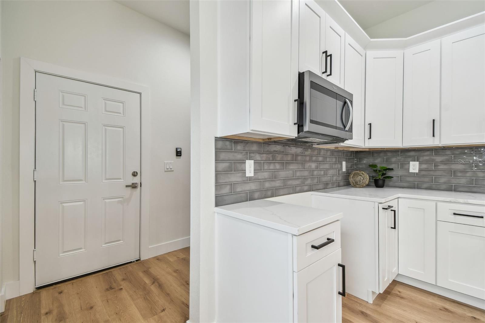 Image 15 of 43 For 3455 17th Avenue S