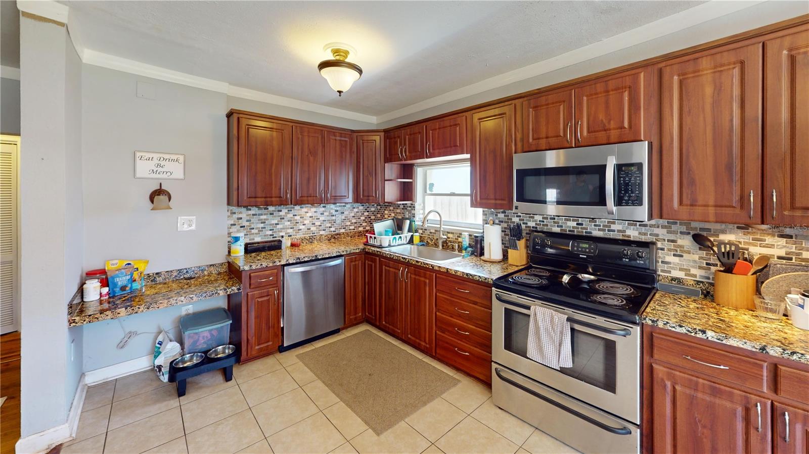 Image 16 of 39 For 805 Braddock Street