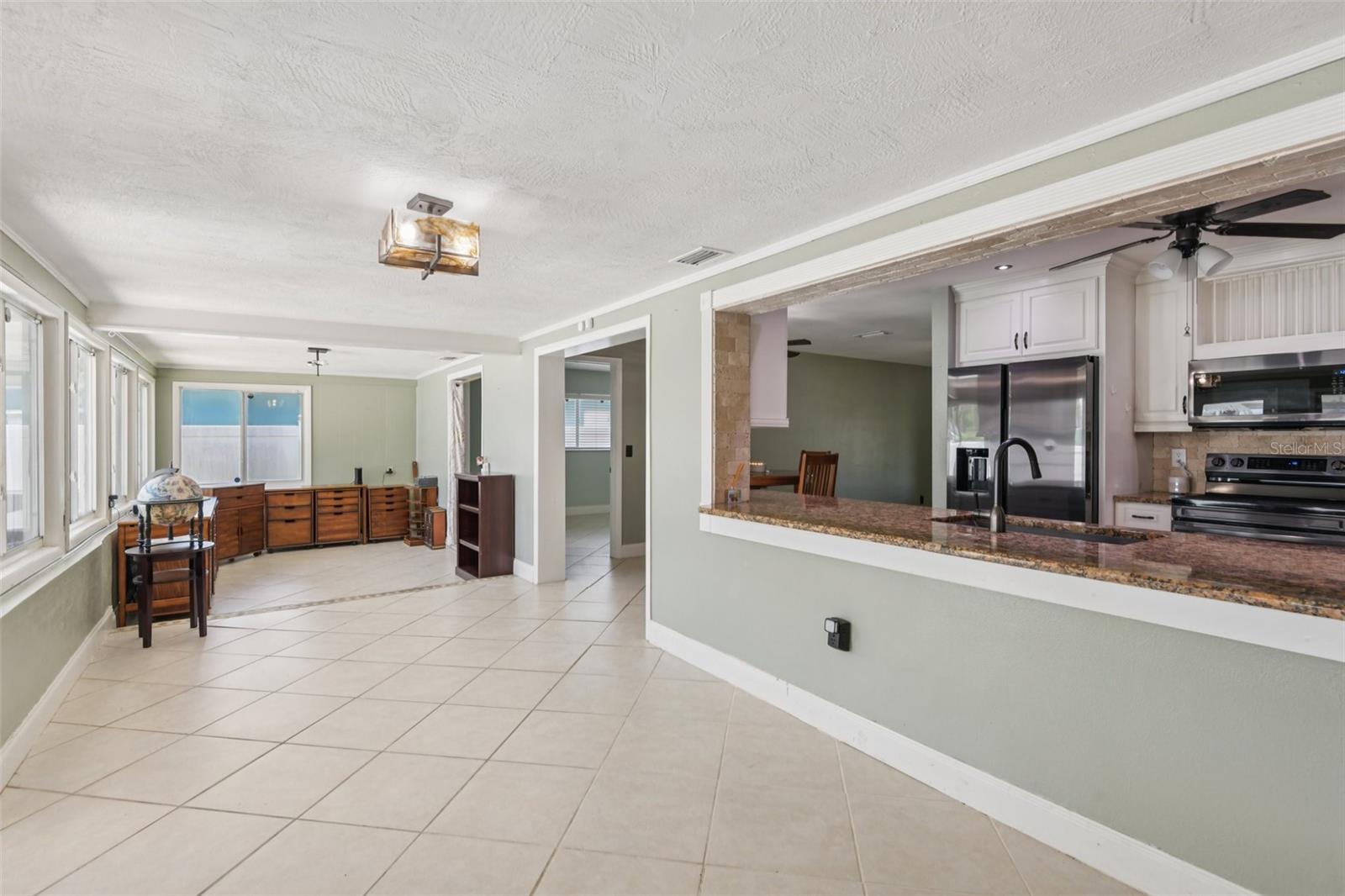 Image 15 of 37 For 1080 Mccarty Street