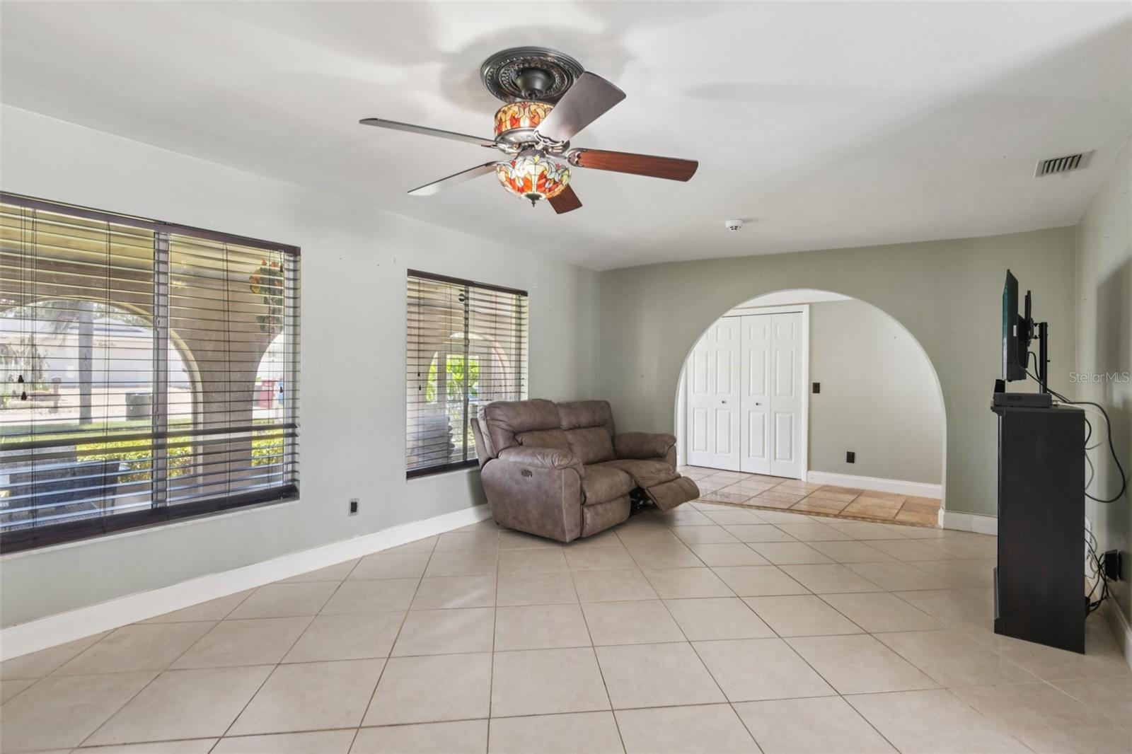 Image 6 of 37 For 1080 Mccarty Street