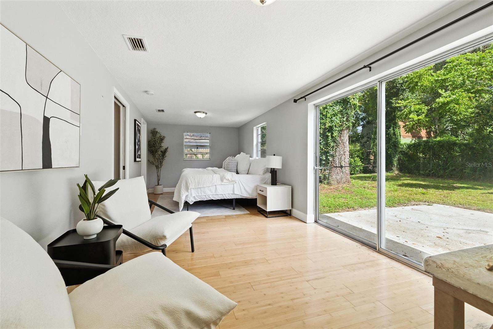 Image 22 of 29 For 1805 Knollwood Street