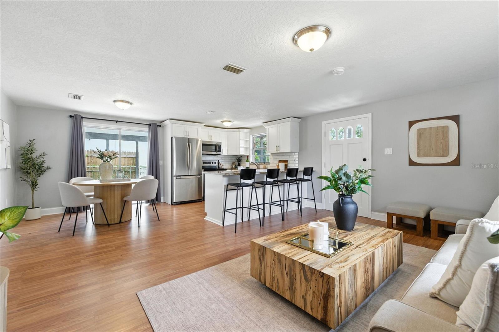 Image 6 of 29 For 1805 Knollwood Street