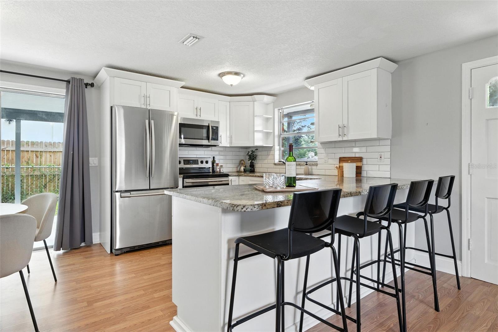 Image 9 of 29 For 1805 Knollwood Street