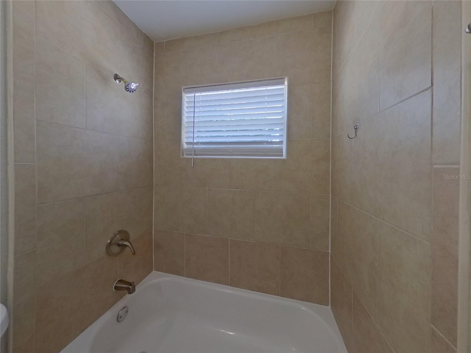 Image 14 of 15 For 5151 Flamingo Drive
