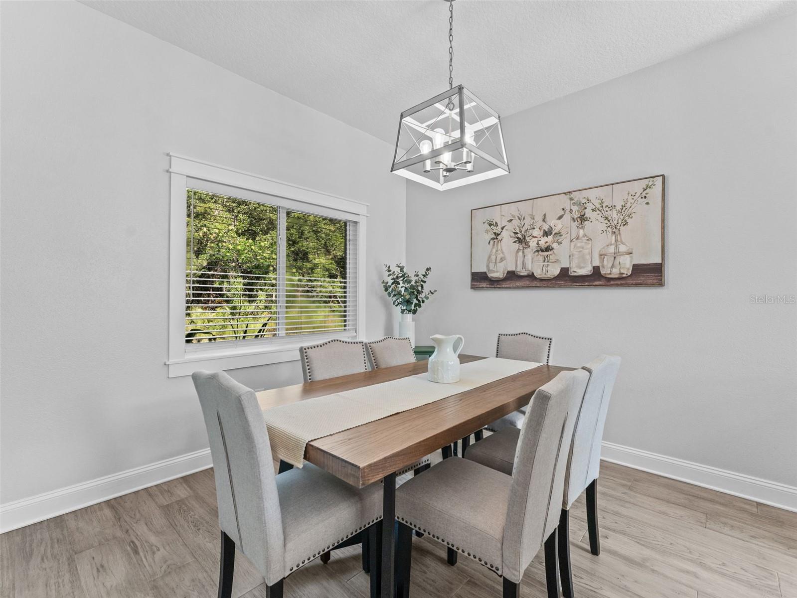 Image 11 of 68 For 18120 Sandy Pointe Drive