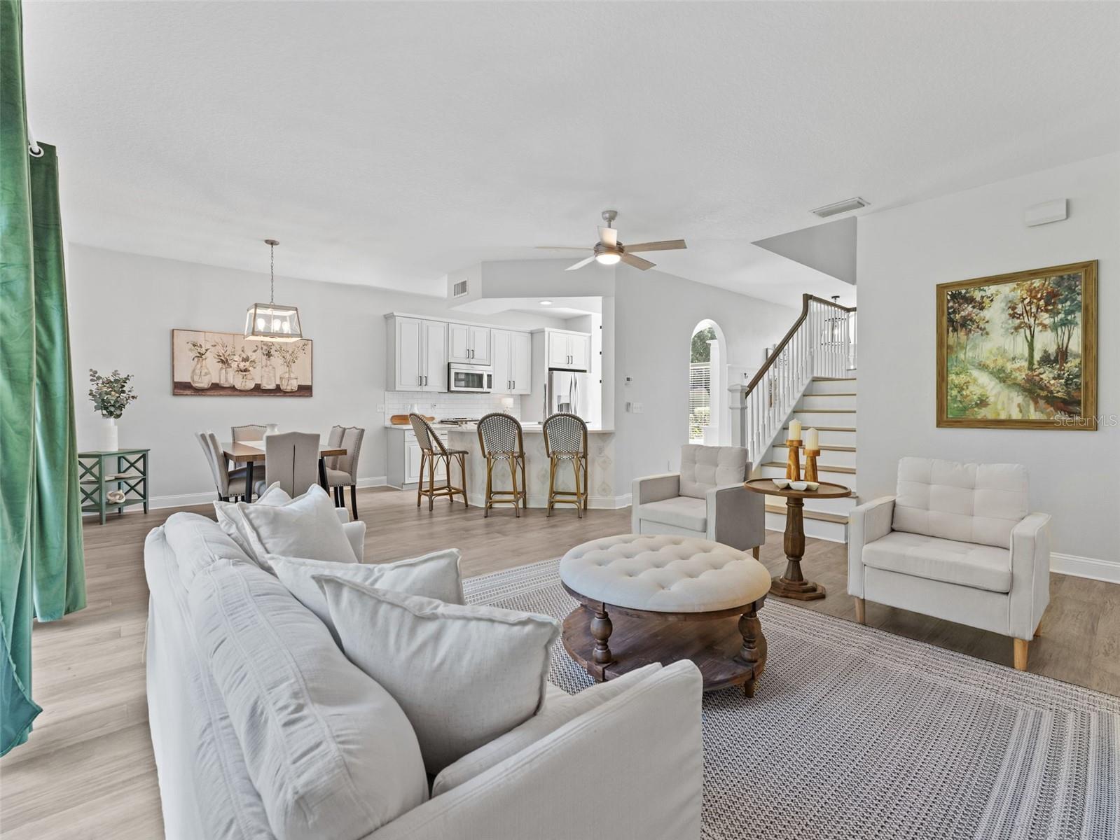 Image 13 of 68 For 18120 Sandy Pointe Drive