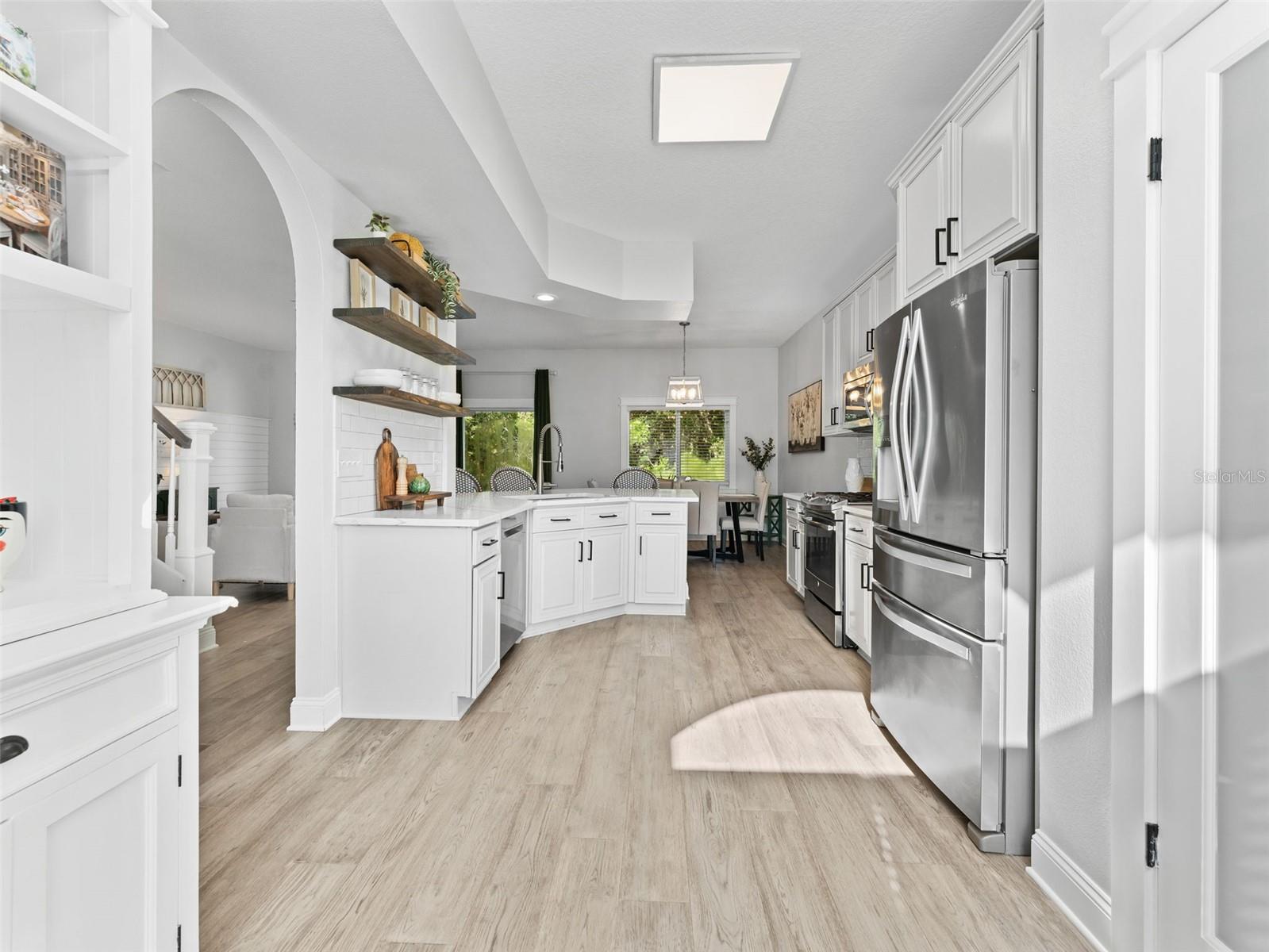 Image 5 of 68 For 18120 Sandy Pointe Drive