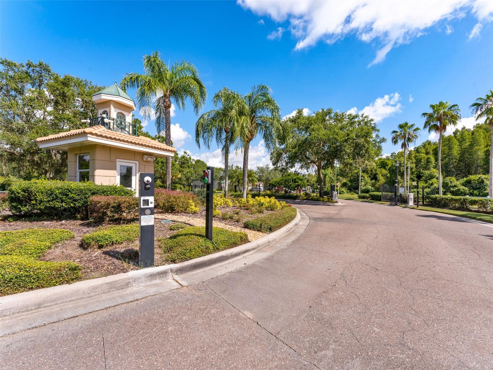 Image 54 of 68 For 18120 Sandy Pointe Drive