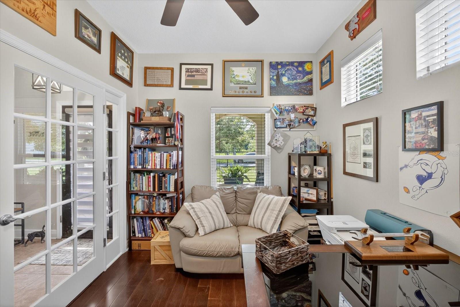 Listing photo id 28 for 6907 Wall Street