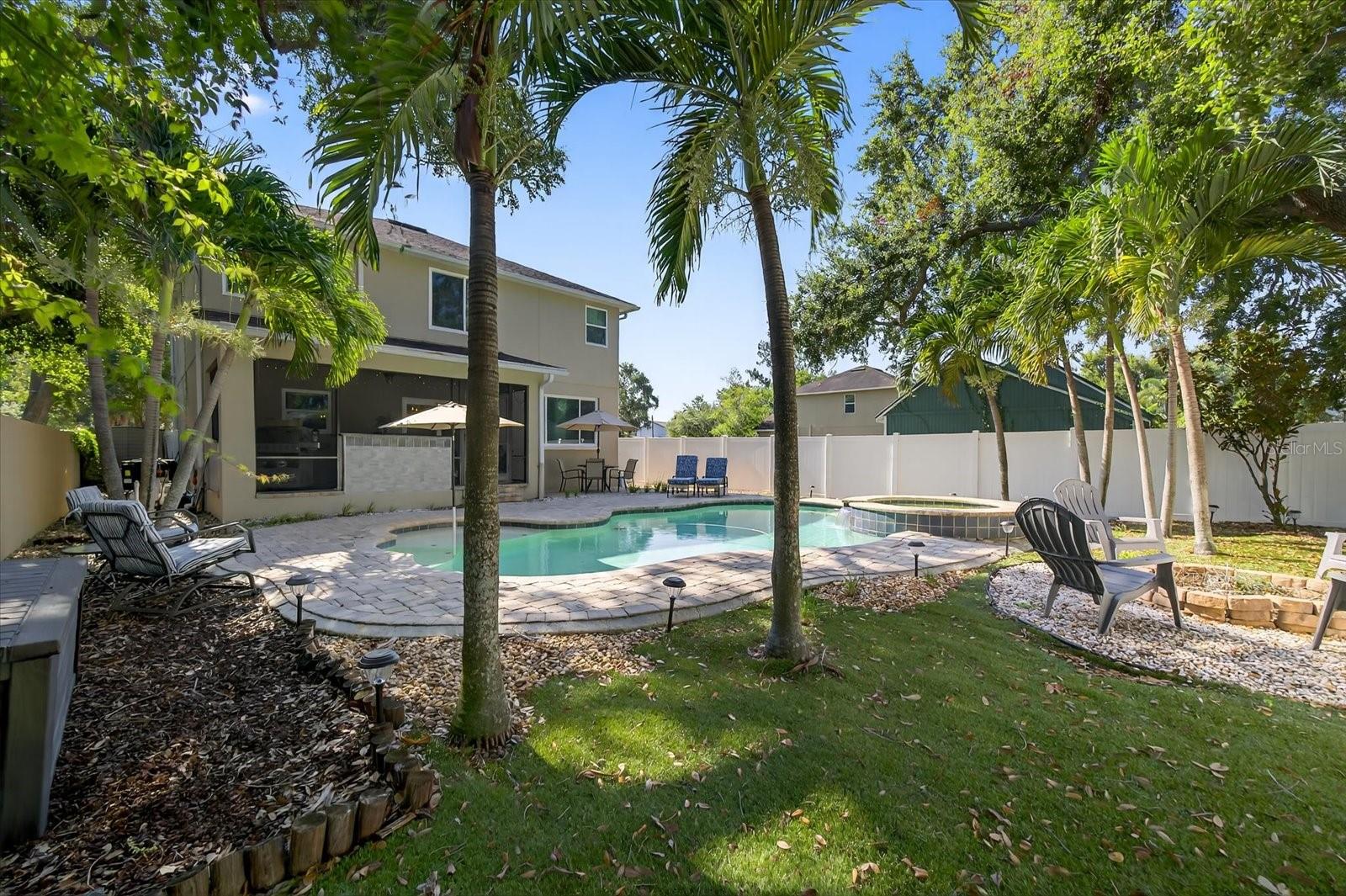 Listing photo id 33 for 6907 Wall Street