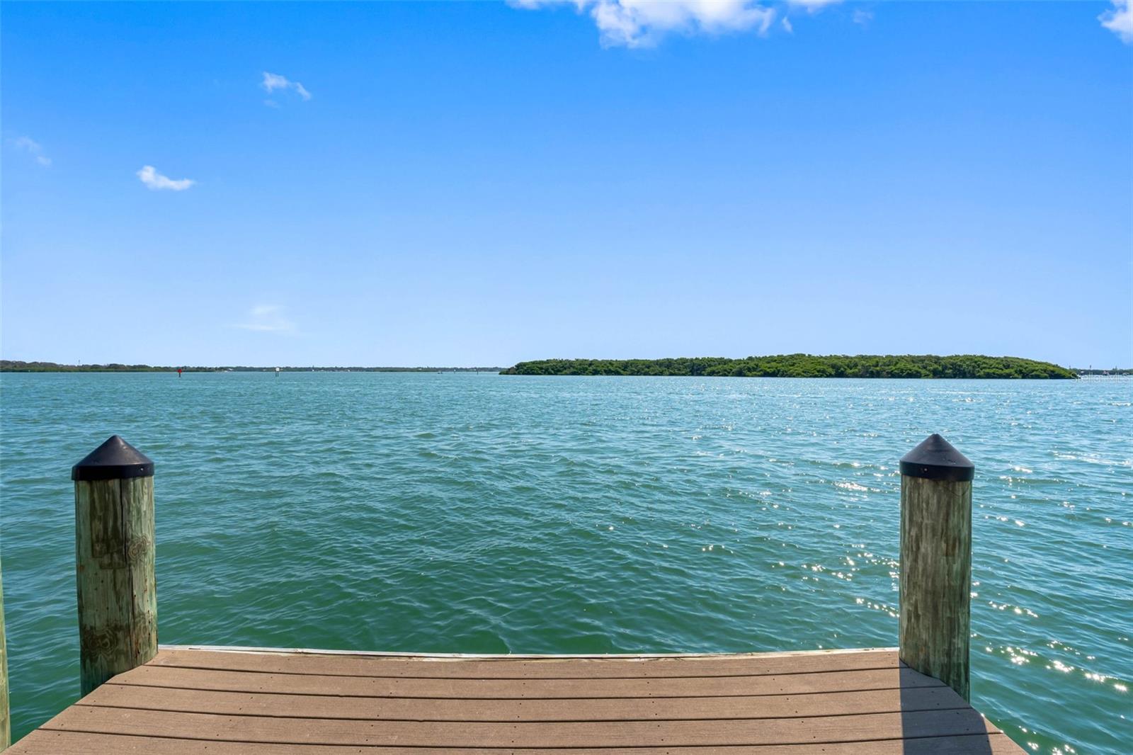 Image 76 of 93 For 517 Johns Pass Avenue