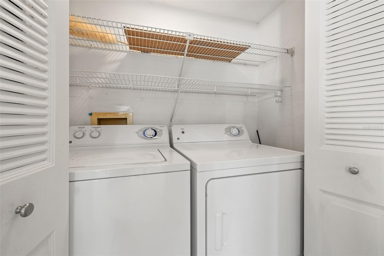 Listing photo id 17 for 1316 Pasadena Avenue S 202