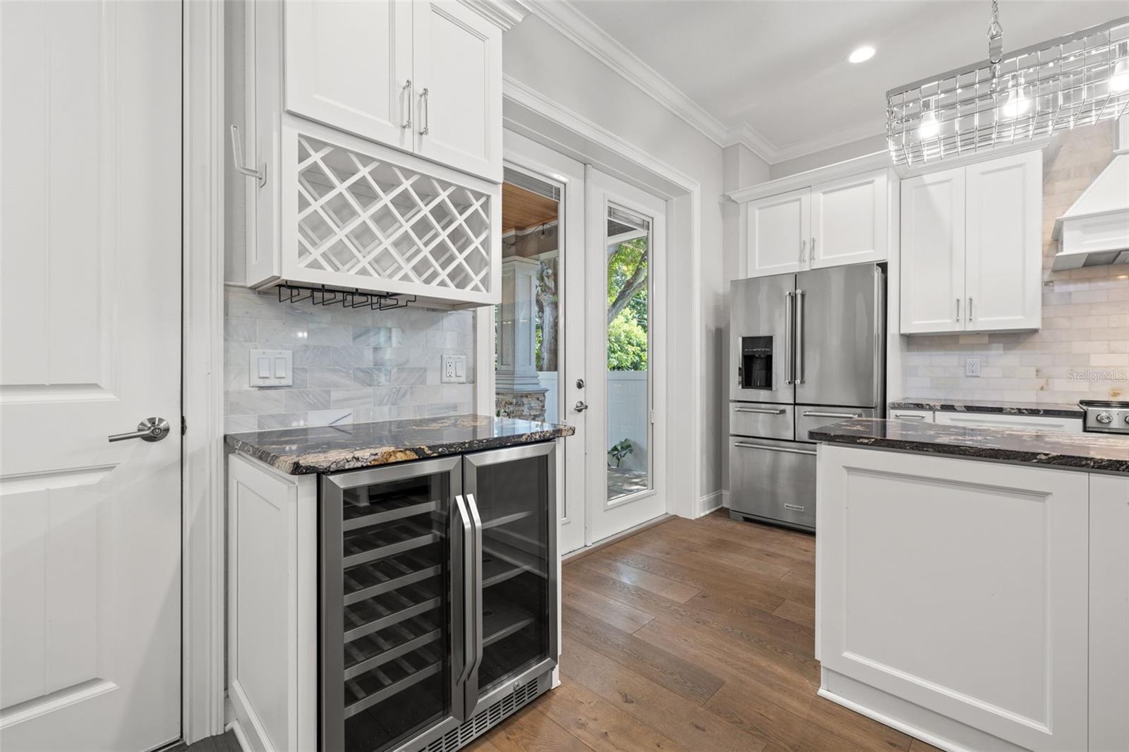 Image 19 of 54 For 625 38th Avenue N