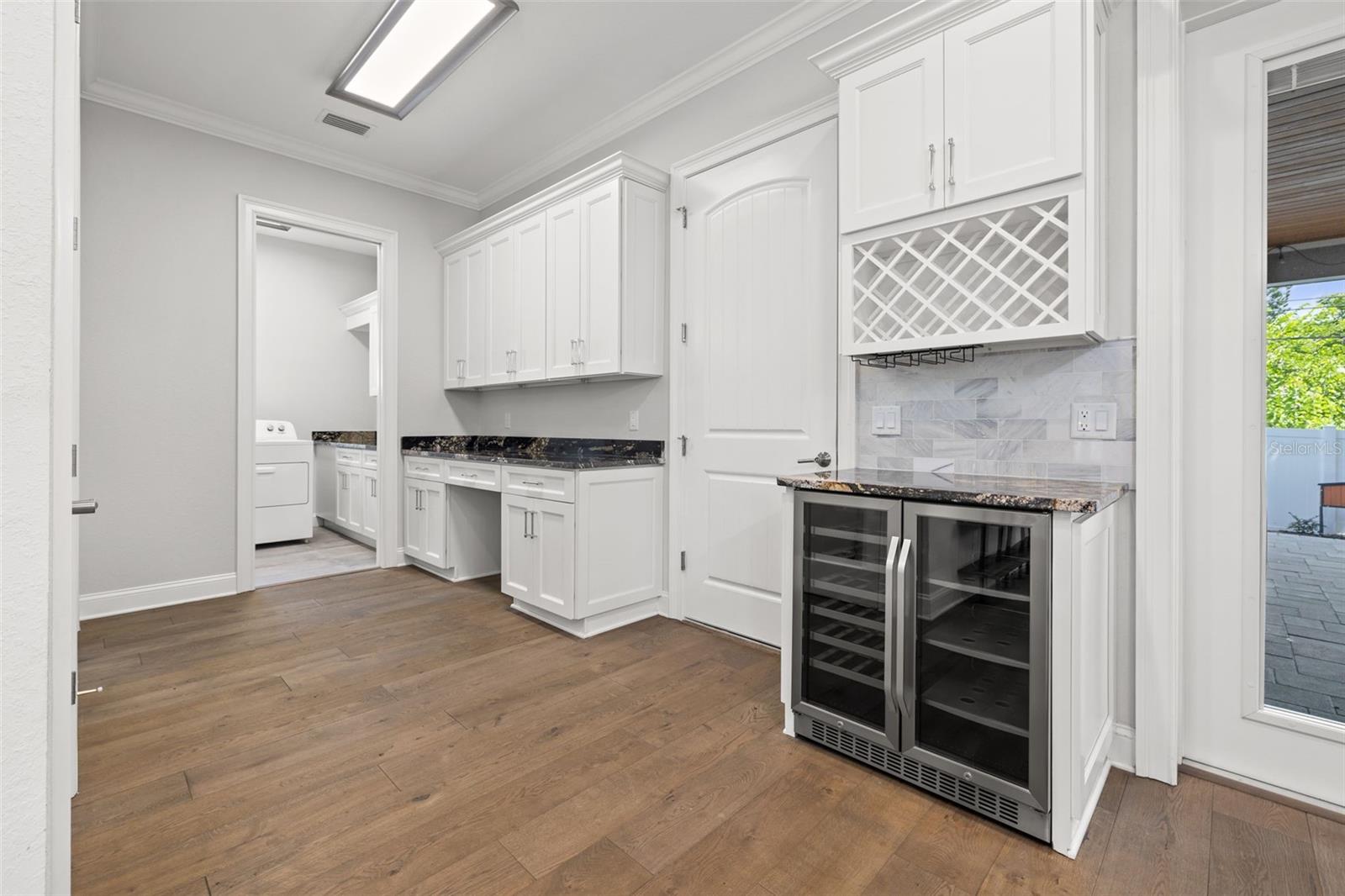 Image 22 of 54 For 625 38th Avenue N