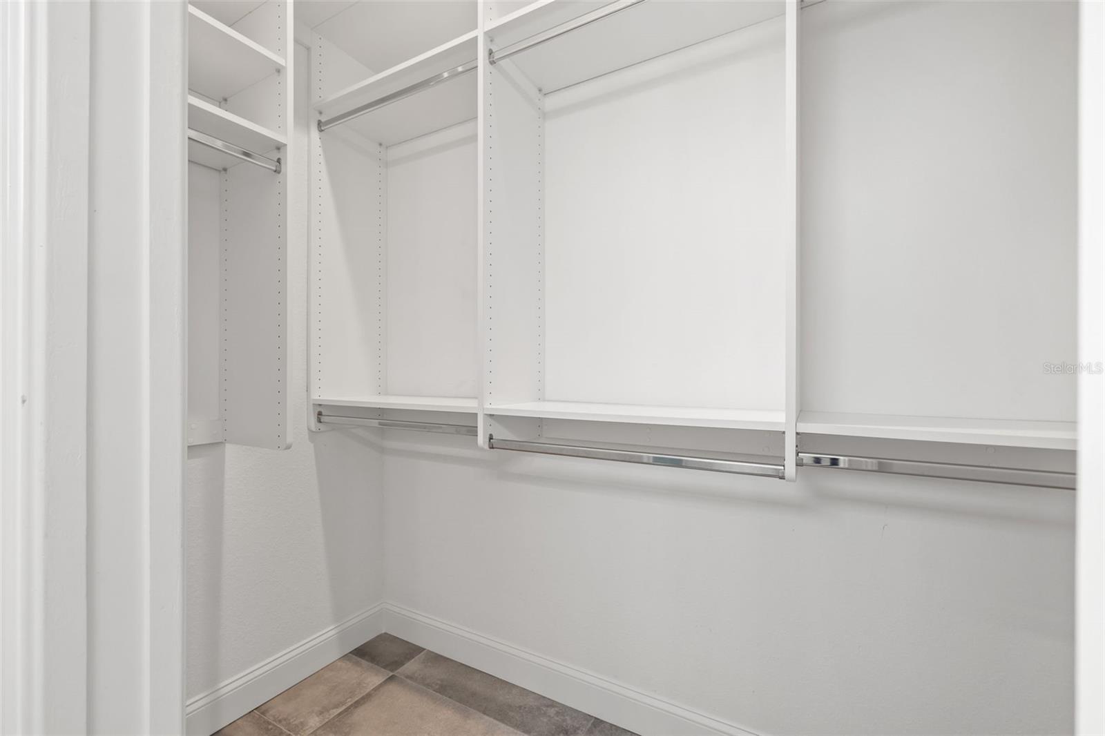 Image 41 of 54 For 625 38th Avenue N
