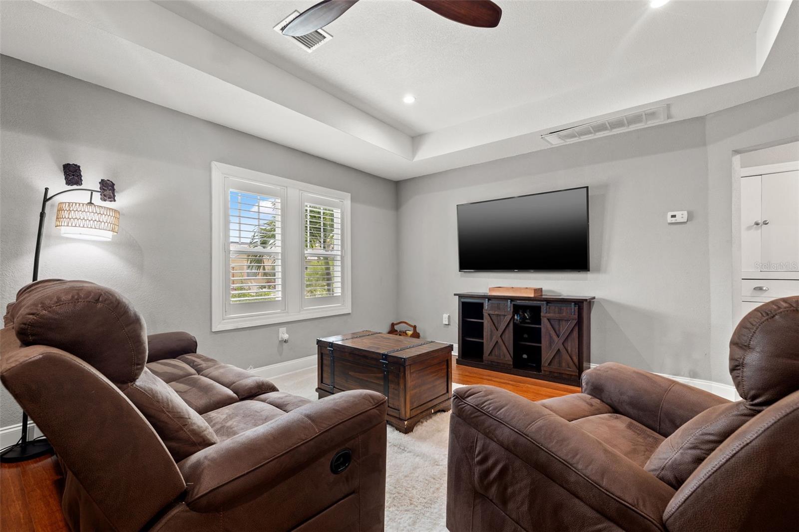 Image 4 of 35 For 2309 2nd Avenue S