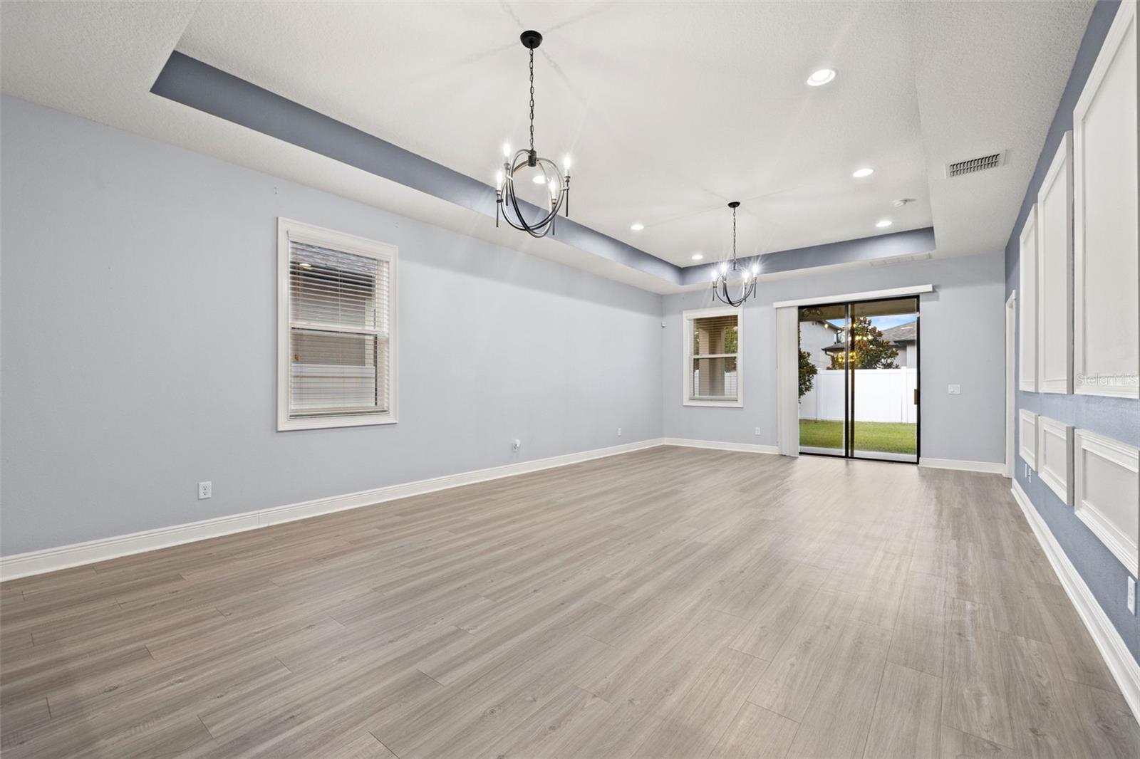 Image 13 of 42 For 11429 Amapola Bloom Court