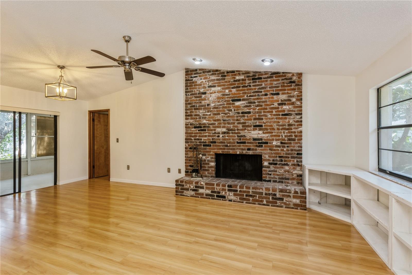 Image 6 of 36 For 9592 128th Terrace