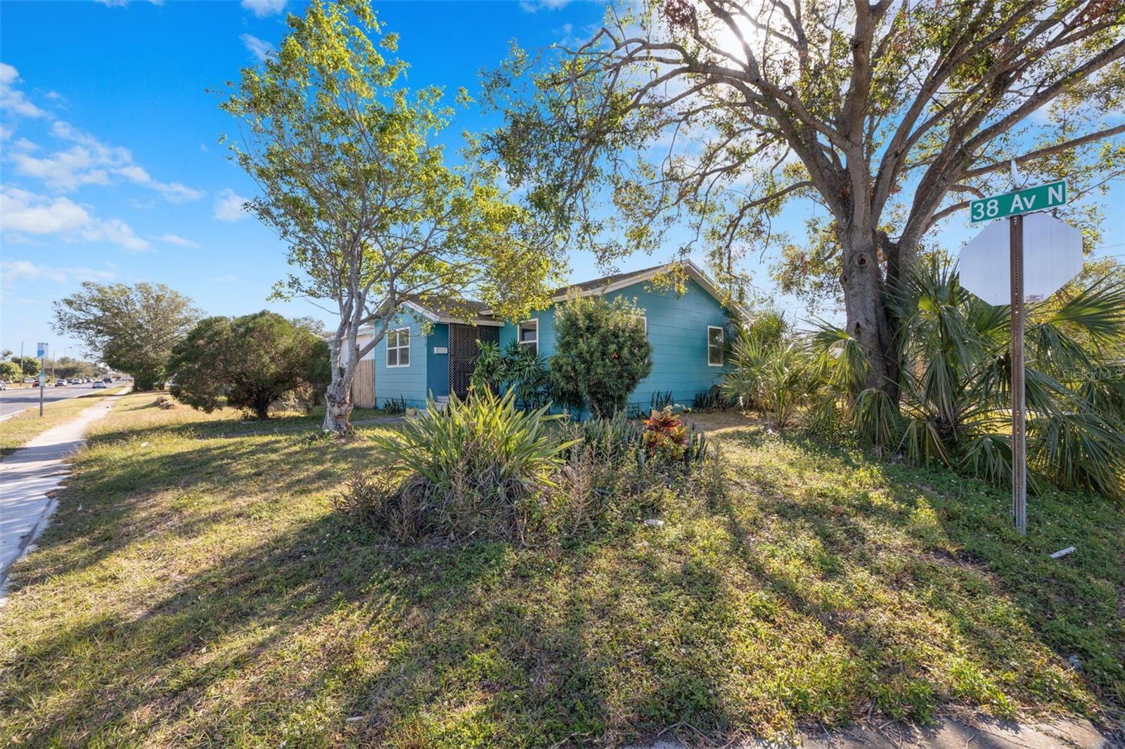 Image 27 of 27 For 2596 38th Avenue N