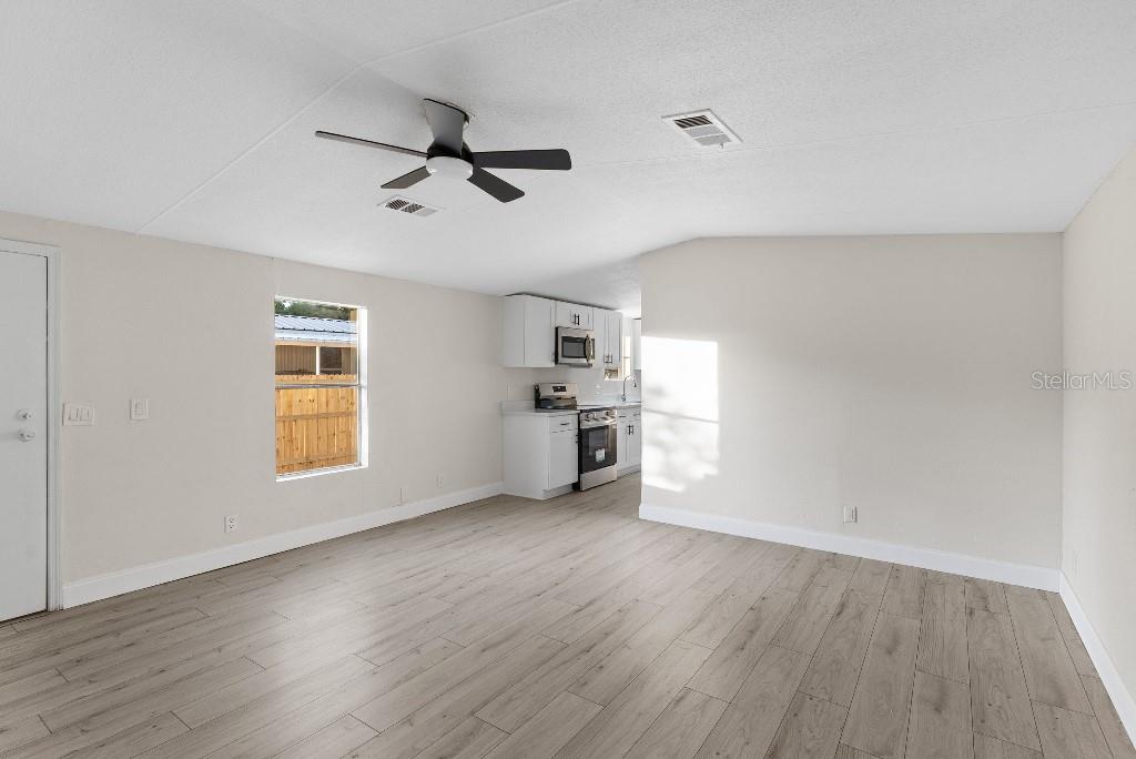 Image 10 of 15 For 4111 Stonewood Drive