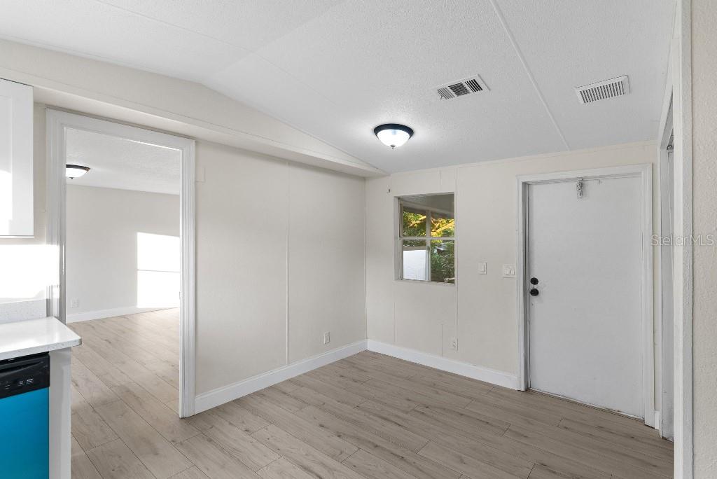 Image 11 of 15 For 4111 Stonewood Drive