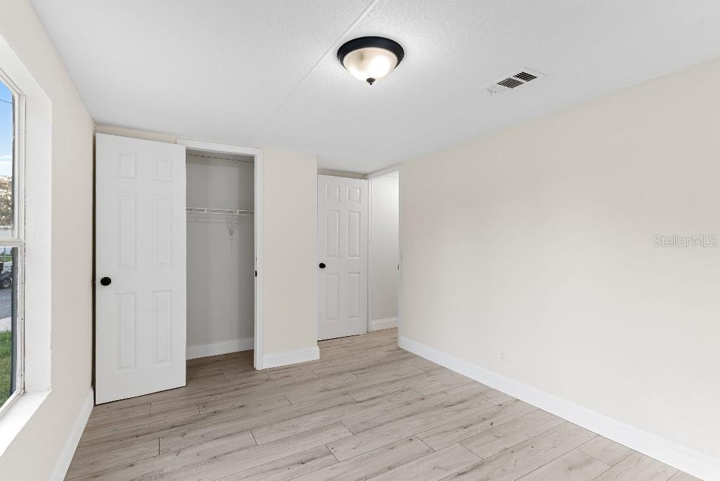 Image 9 of 15 For 4111 Stonewood Drive