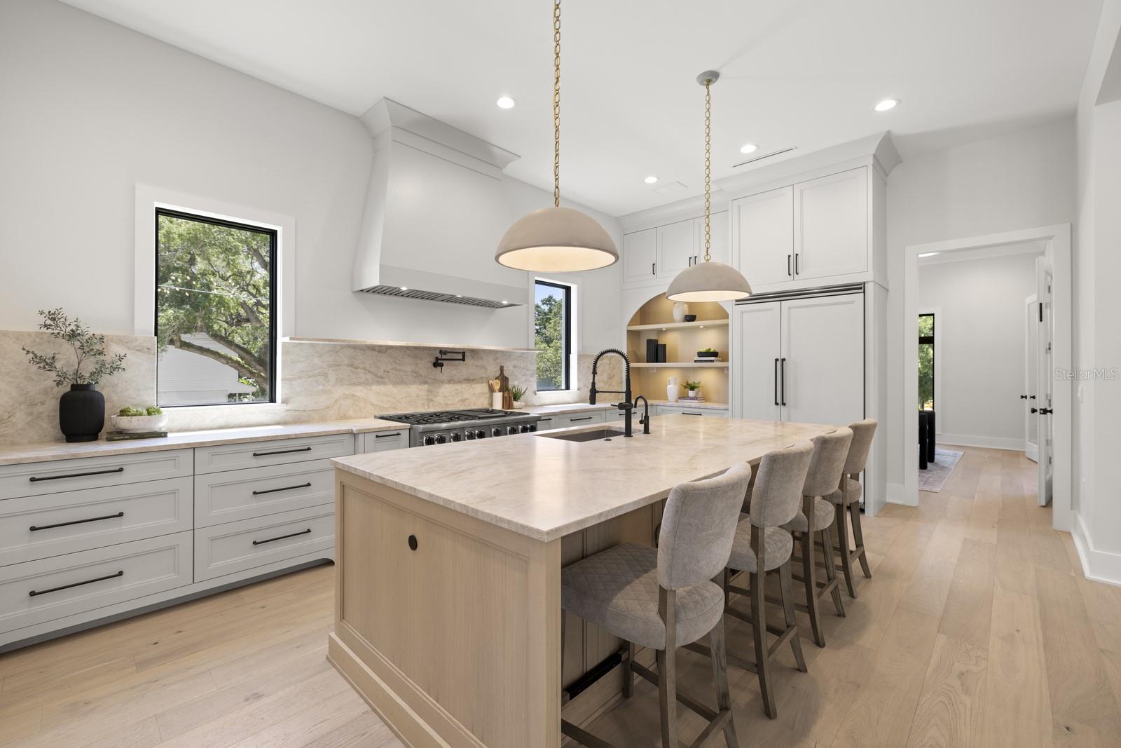 Image 11 of 56 For 2218 Occident Street
