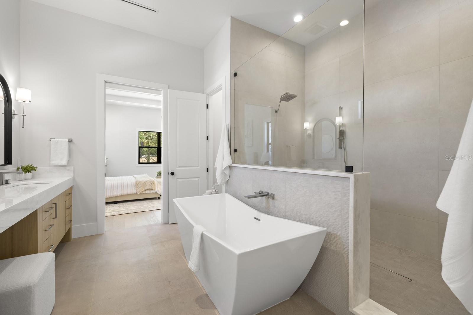 Image 31 of 56 For 2218 Occident Street