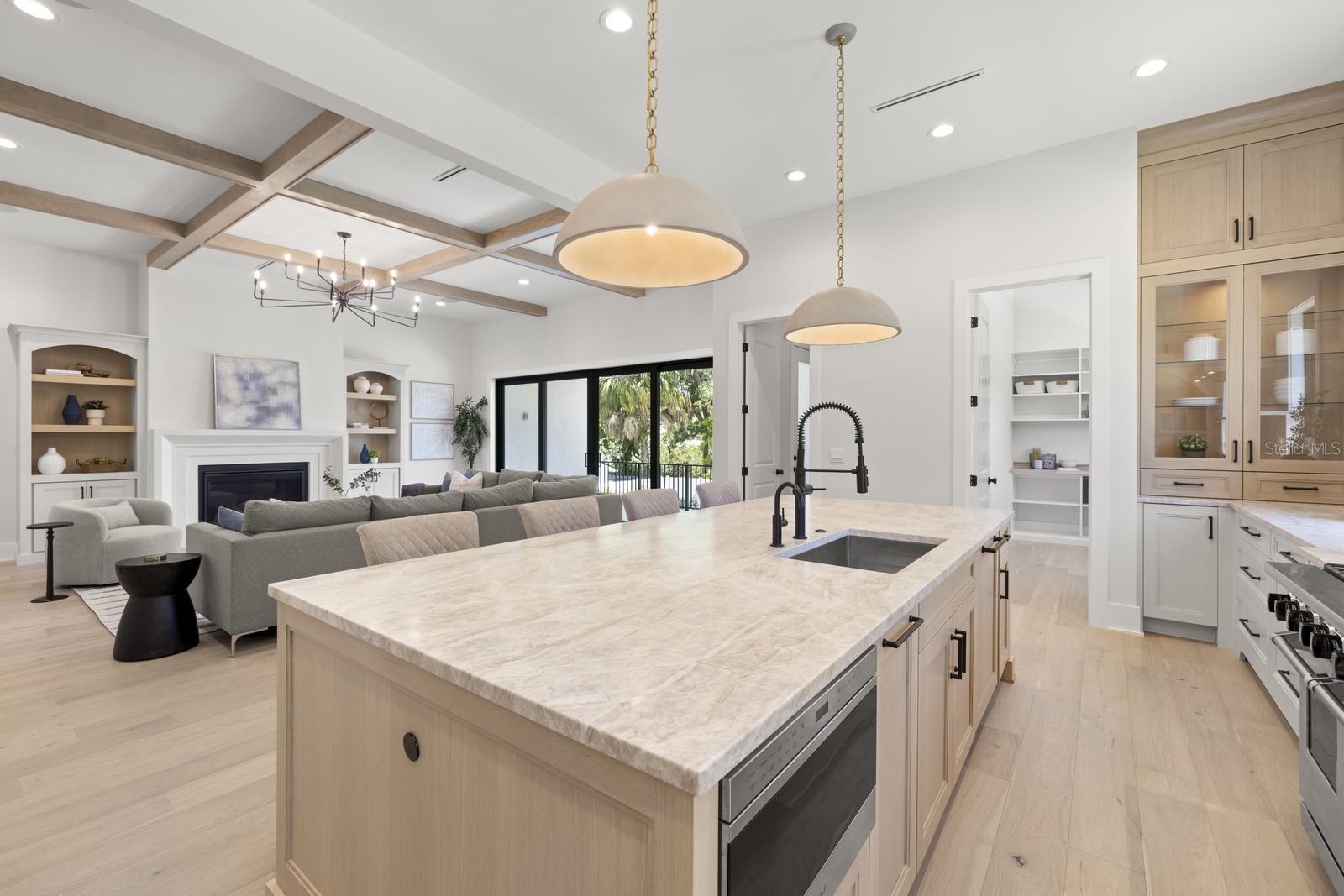 Image 9 of 56 For 2218 Occident Street