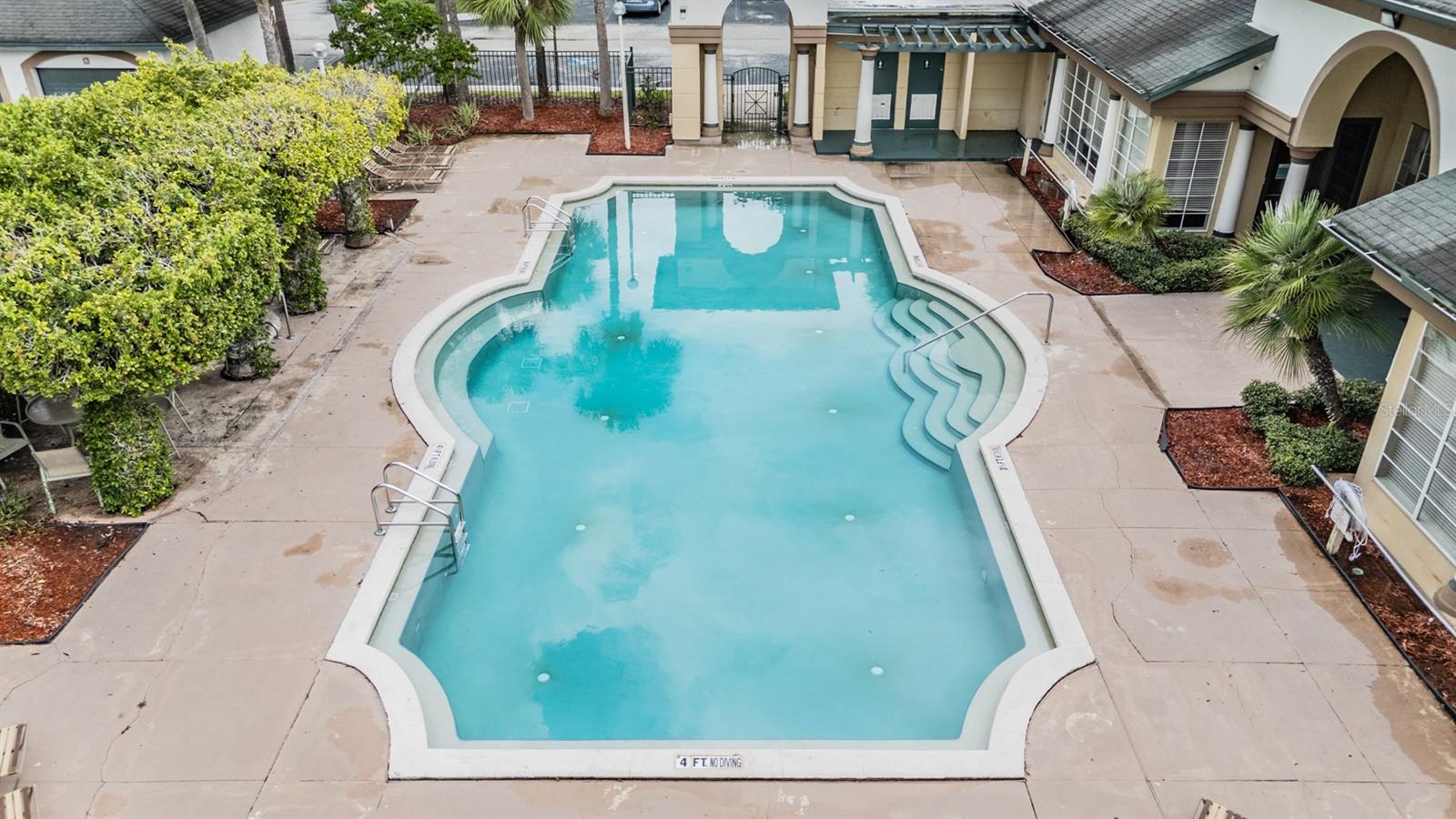 Image 32 of 33 For 17101 Carrington Park Drive 415