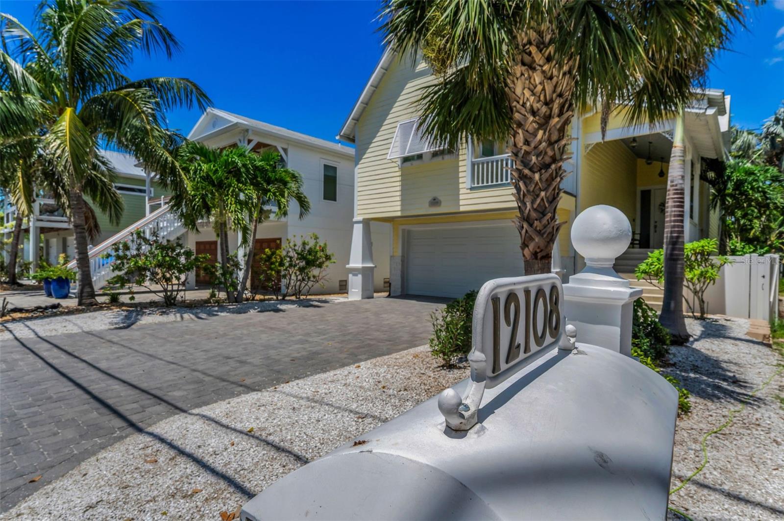 Image 11 of 75 For 12108 Lagoon Lane