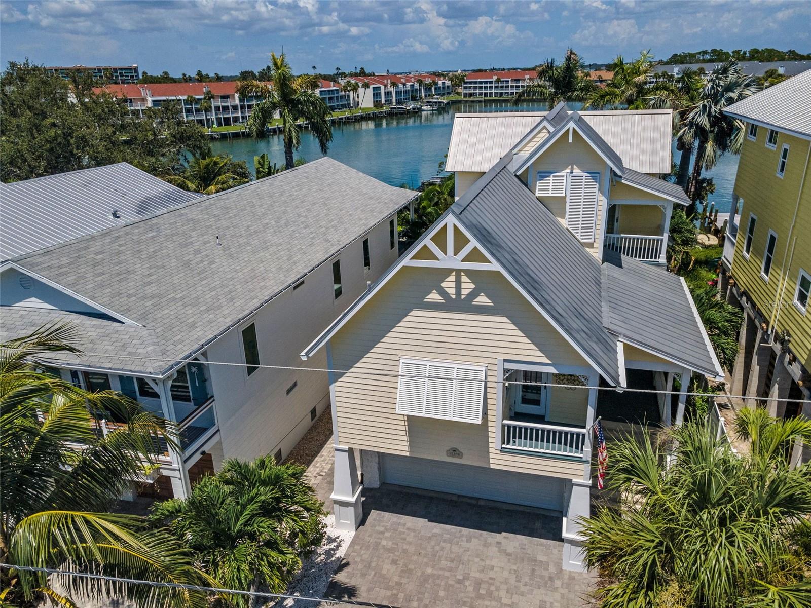 Image 70 of 75 For 12108 Lagoon Lane